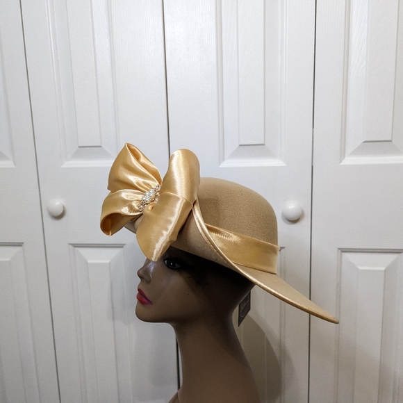 Millinery Hat Collection - Picture 3 of 11